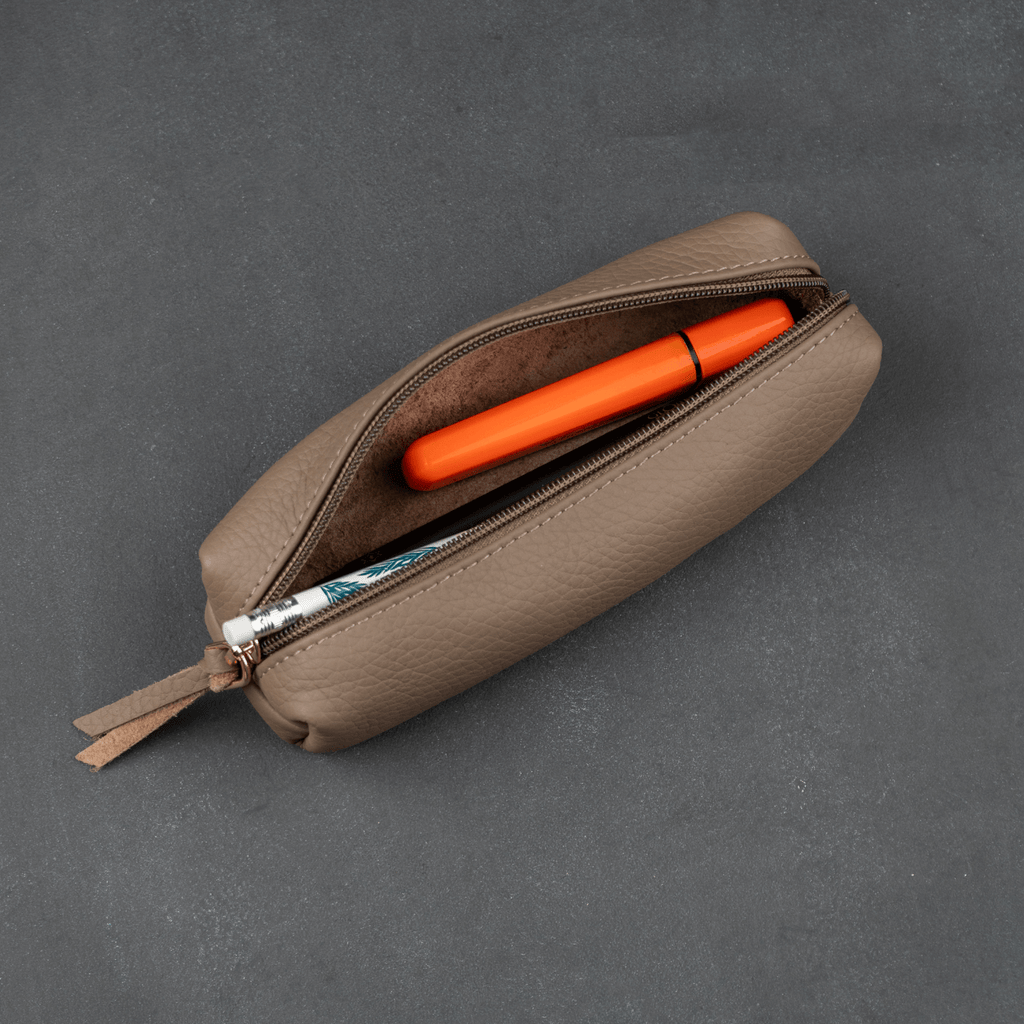 Aurora cream leather makeup bag product detail
