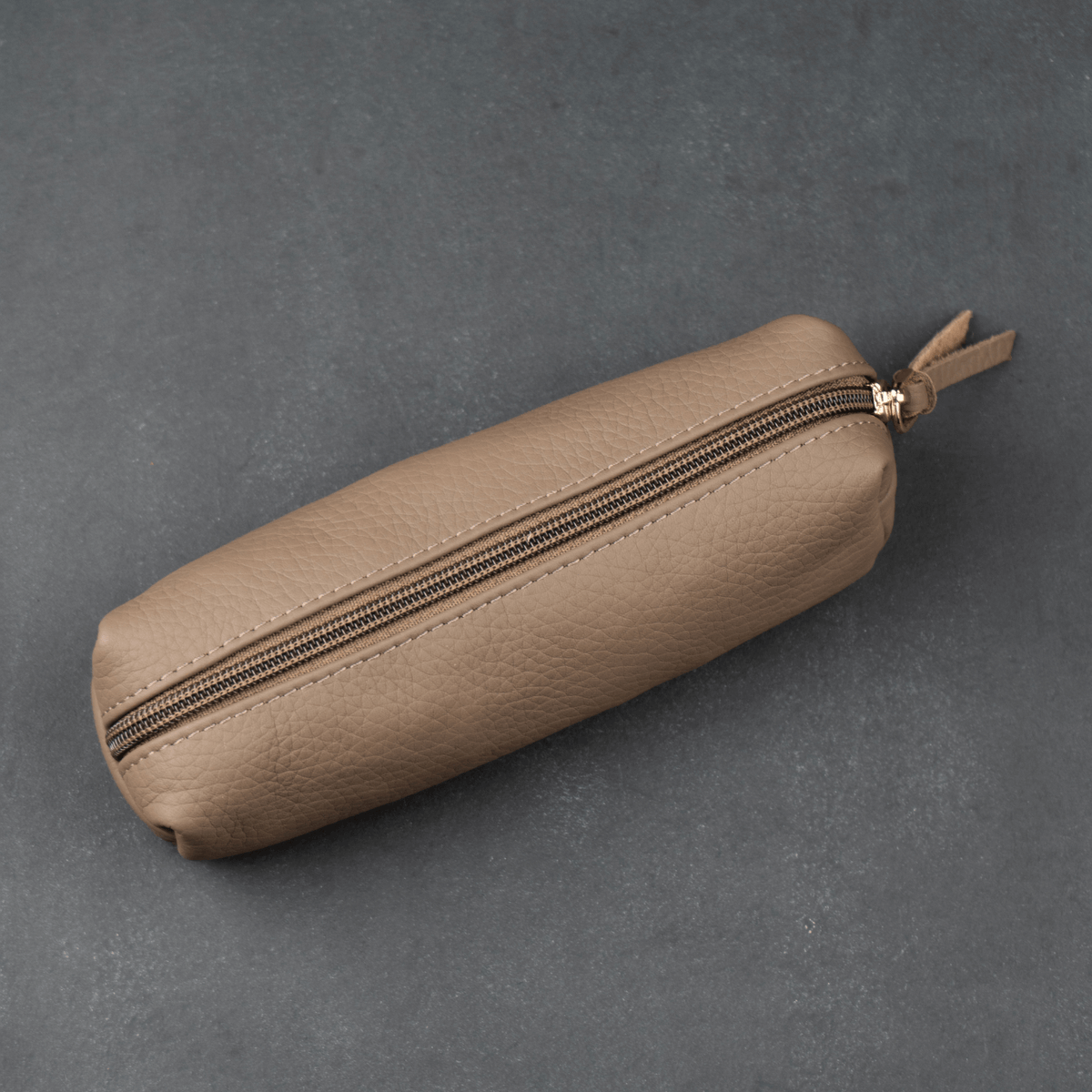 Aurora cream leather makeup bag product detail