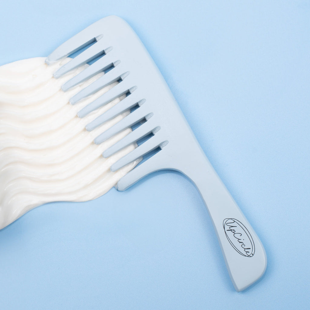 UpCircle Haircare Duo + Bamboo Wide-Tooth Comb — detail view