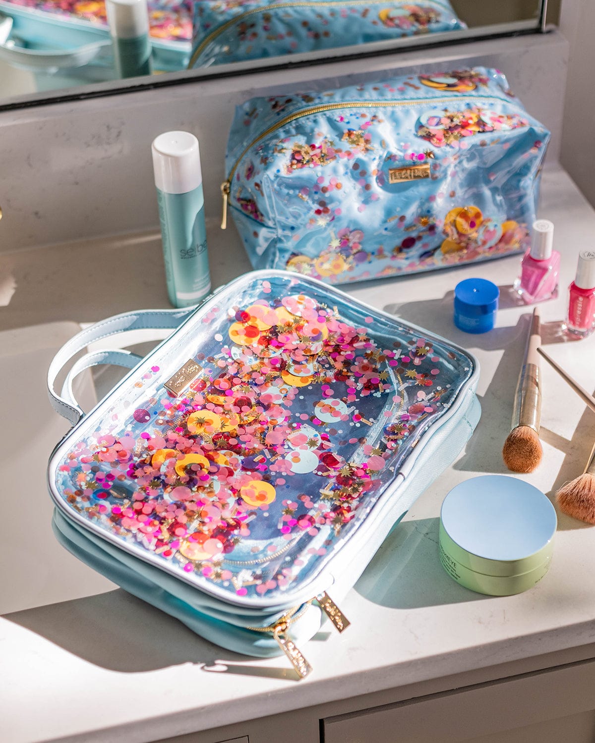 Large confetti cosmetic organizer for travel essentials
